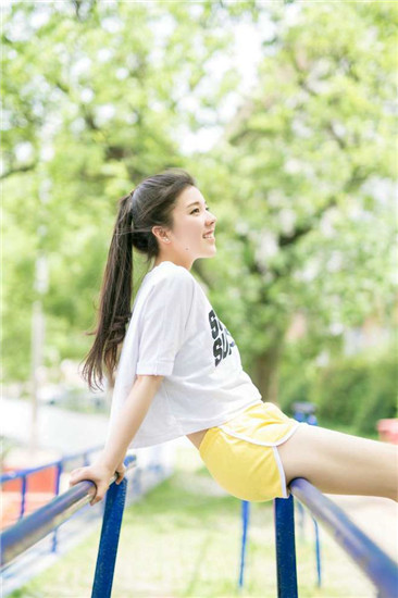 草莓丝瓜香蕉芭乐樱桃小蝌蚪视频截图2