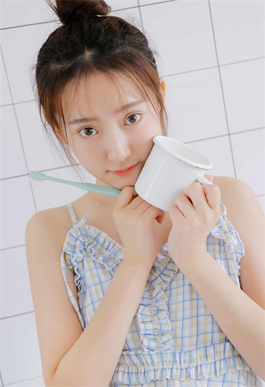 草莓丝瓜向日葵绿巨人截图3