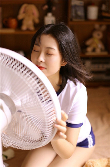 草莓丝瓜向日葵黄瓜榴莲鸭脖绿巨人截图3