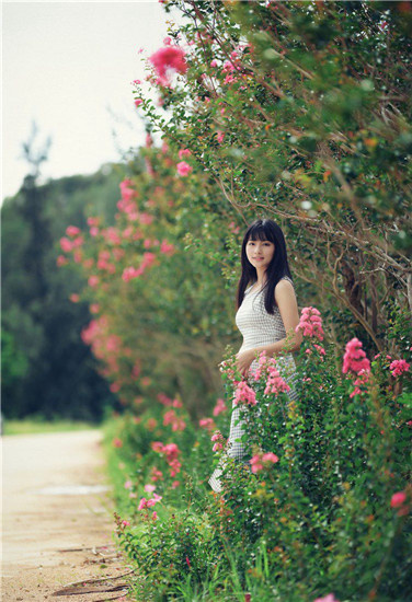 草莓榴莲视频幸福宝截图3