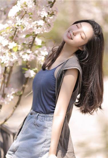 草莓丝瓜秋葵芭乐草莓鸭脖小猪视频截图2