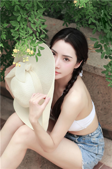 花季app(每天免费一次)截图1