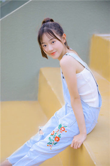 樱桃秋葵小蝌蚪榴莲视频绿巨人无限制截图3