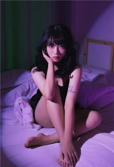茄子香蕉榴莲草莓丝瓜绿巨人污截图1