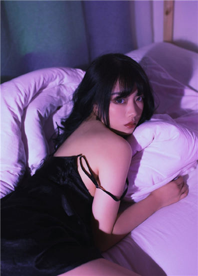 茄子香蕉榴莲草莓丝瓜绿巨人污截图2