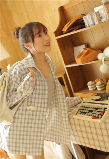 榴莲视频色斑让你流连忘返18截图3