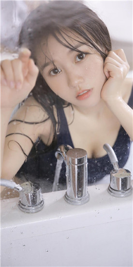 向日葵草莓丝瓜芭乐18岁污免费观看截图1