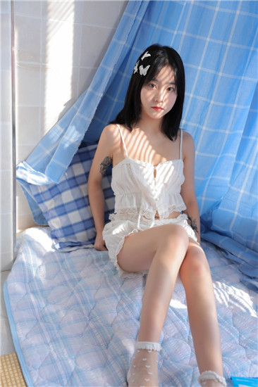 秋葵视频ios无限制解码免费幸福宝截图1