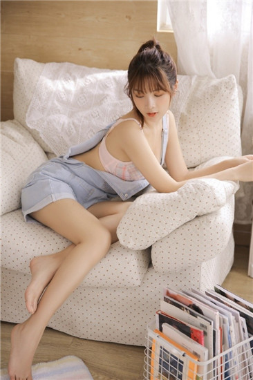 花季传媒每天免费一次观看旧版截图1