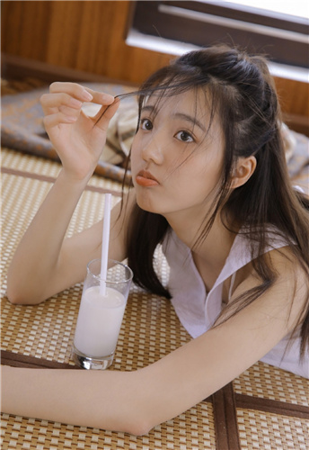 深夜一个one一个就够了致敬韩寒截图2