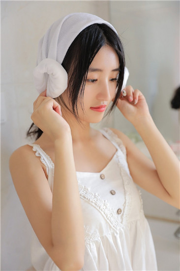 茄子香蕉榴莲草莓丝瓜向日葵小猪合集截图1