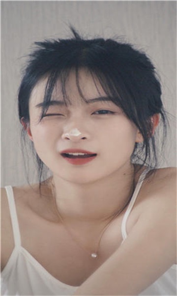 草莓丝瓜榴莲秋葵黄瓜iOS手机版截图1