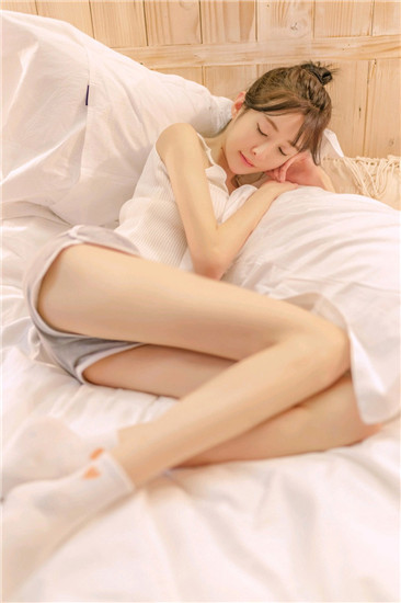 丝瓜草莓向日葵芭乐黄瓜小猪鸭脖网站截图1