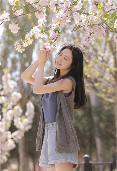 草莓向日葵芭乐丝瓜绿巨人软件免费下载截图2