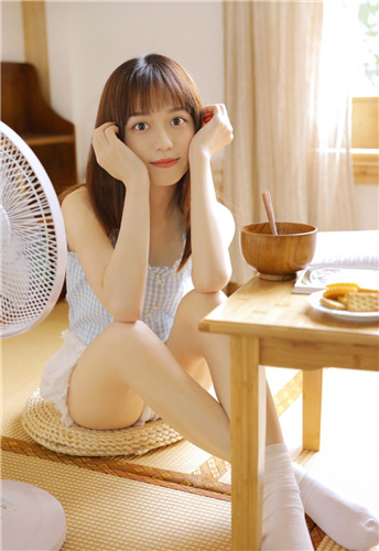 草莓丝瓜香蕉向日葵榴莲18岁无限版站长统计下载截图2