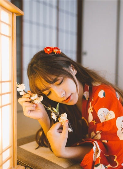 草莓榴莲向日葵18岁站长统计游乐网截图2