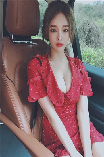 向日葵草莓视频小猪视频截图1