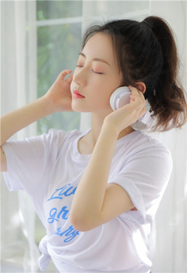 幸福宝草莓榴莲深夜释放自己免费最新版截图2