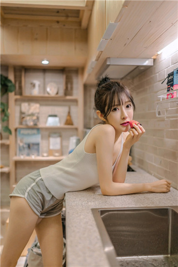 性宝福芭乐向日葵鸭脖小猪榴莲ios截图3
