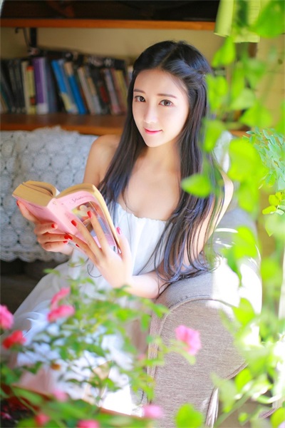 草莓秋葵香蕉丝瓜绿巨人app解锁版截图2