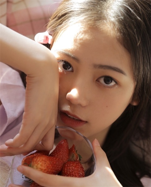草莓芒果秋葵丝瓜香蕉绿巨人下载截图1