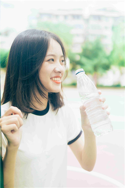 凌晨三点看的片www视频动漫版解锁版截图1