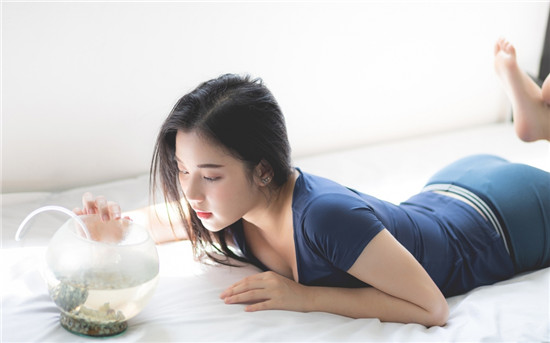 晚上睡不着想找点免费的软件