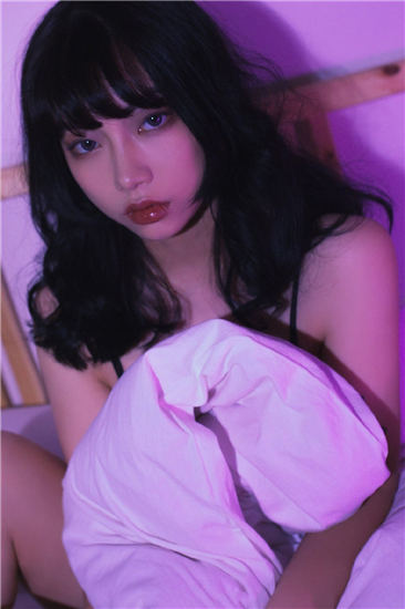 bgmbgmbgm欧美XX18截图3