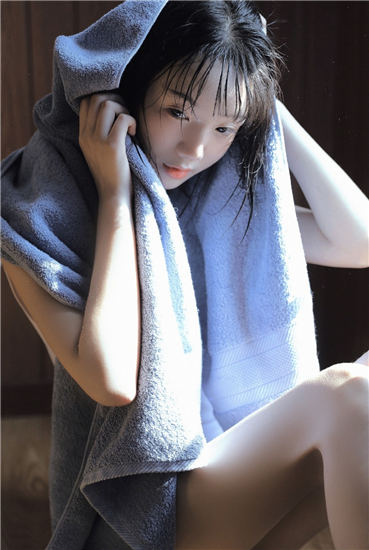 bgmbgmbgm老太太毛多多视频截图1