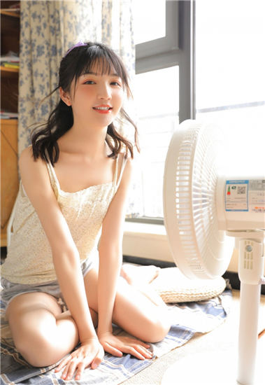 小路あゆむちっちゃなおなか动漫截图2