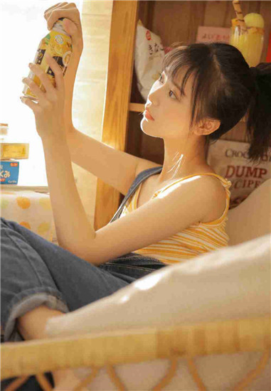 草莓榴莲向日葵18岁大全列表飞行炮台截图3