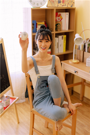 秋葵草莓茄子香蕉丝瓜榴莲污老版本截图2