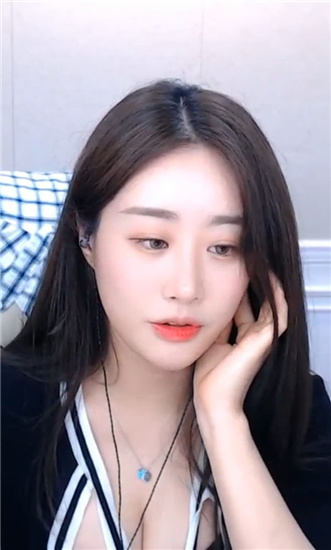 猫爪传媒mmz028寻小小截图4