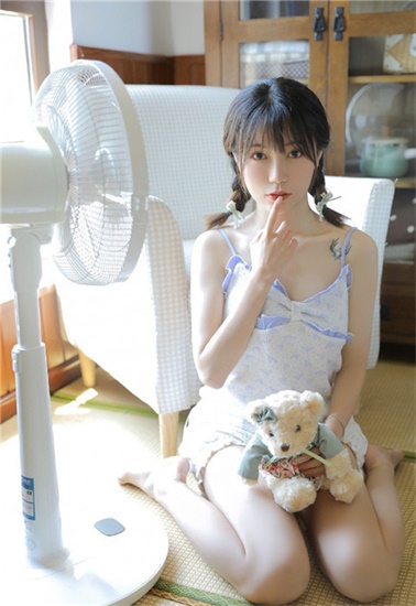 天美传媒媒体视频免费观看截图3