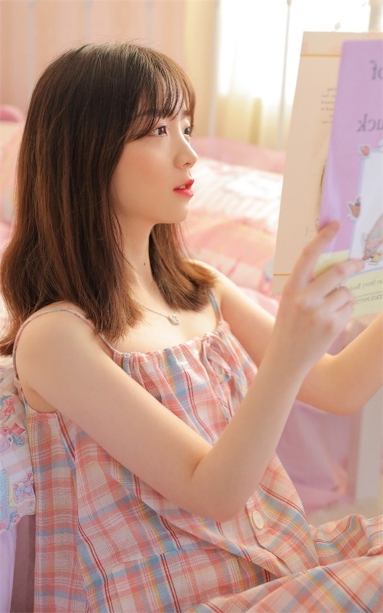 国产传媒蜜果冻天美传媒截图2