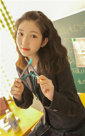 俏佳人忘忧草.wyc.ia截图3
