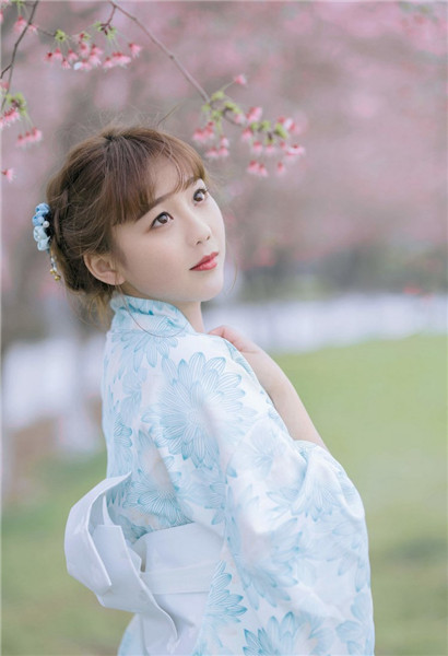 花季传播媒体v3.0.3.2在线观看截图4