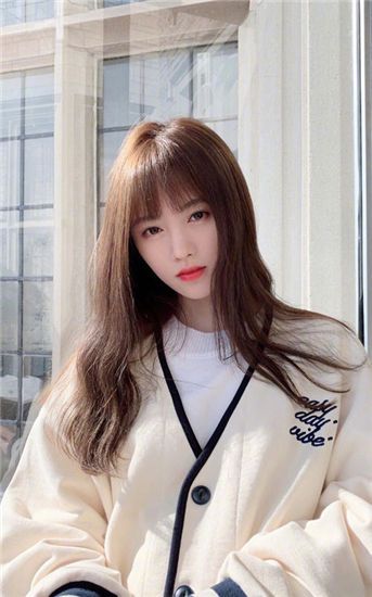 花蝴蝶在线观看免费版高清视频截图4
