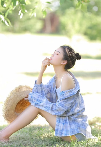 蜜桃日产一卡三卡四卡乱码截图2