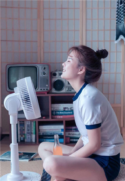 花蝴蝶免费直播视频在线观看截图1