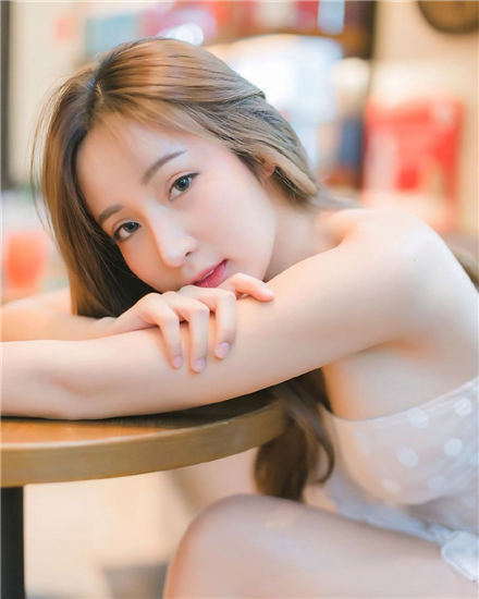 东方a√伊甸园在线视频截图1