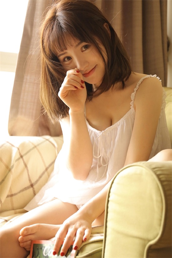 茄子香蕉草莓向日葵绿巨人视频手机版截图2