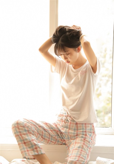 绿巨人草莓丝瓜樱桃秋葵榴莲污官方版截图3