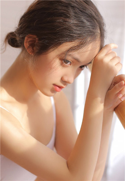 草莓丝瓜榴莲绿巨人www2024精品版截图3