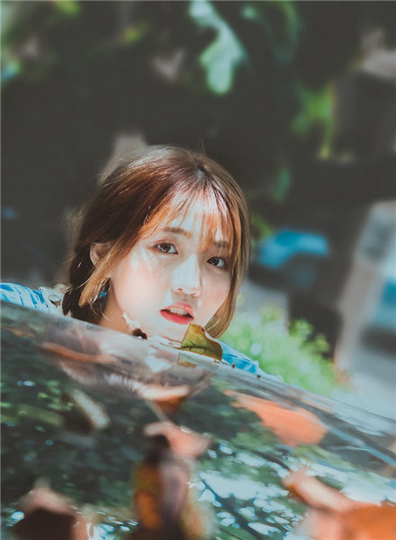 香蕉榴莲绿巨人草莓榴莲在线观看截图1