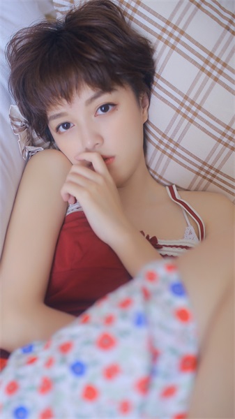 日产精品卡2卡3卡4卡免费精品版截图1