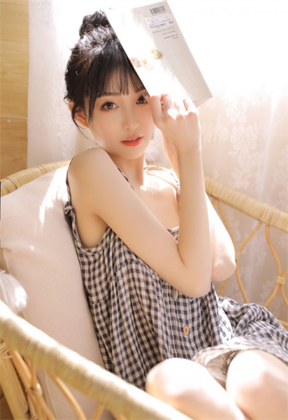 茄子香蕉榴莲草莓丝瓜绿巨人最新免费版截图1