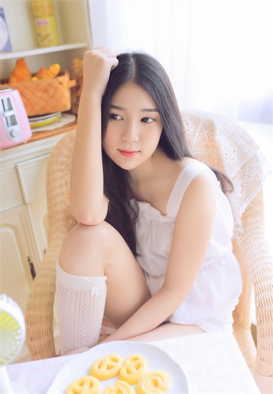 草莓芭乐丝瓜绿巨人榴莲18污精简版截图1