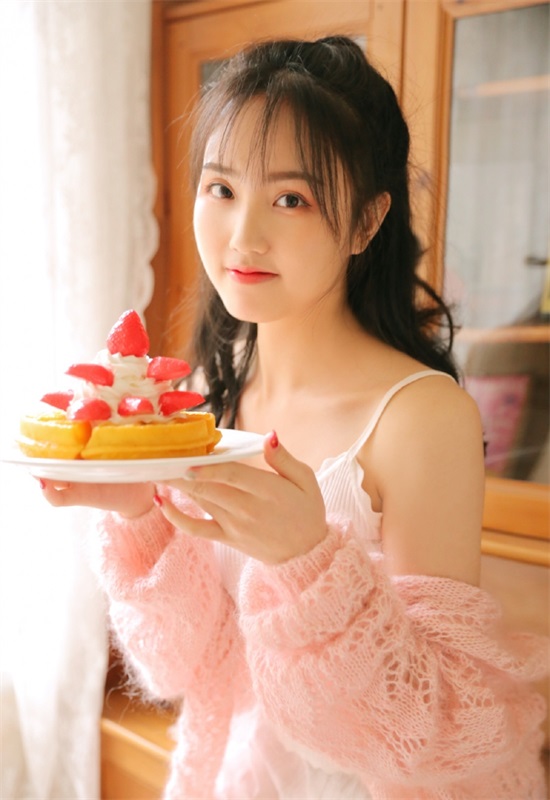 秋葵草莓香蕉樱桃黄瓜榴莲绿巨人精品版截图2