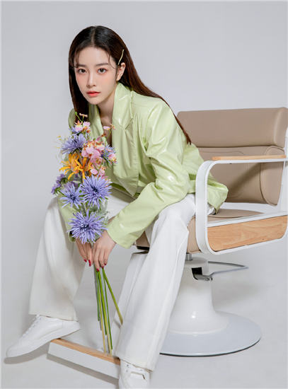 茄子香蕉榴莲草莓丝瓜向日葵污最新版截图2